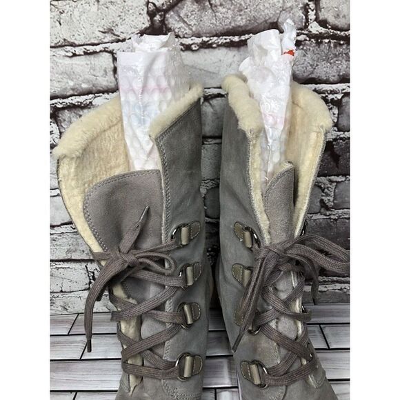 Cole Haan Waterproof Gray Suede Shearling Wedge Comfort Winter Boots Women Sz 9B - Picture 4 of 16